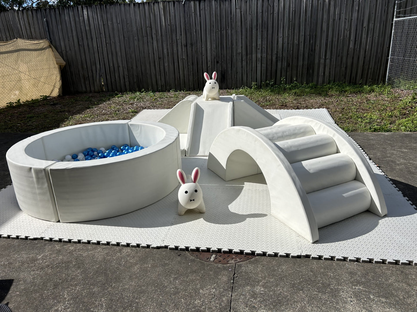 Chaos Soft Play All White